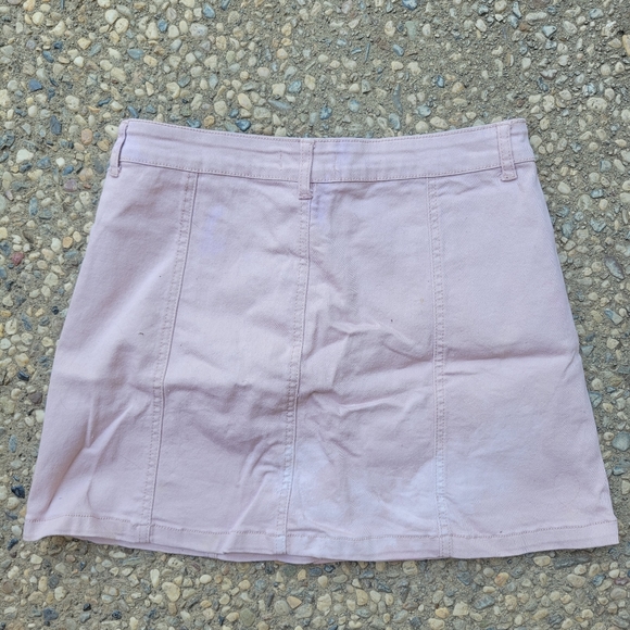 Forever 21 Blush Pink Button Down Mini Skirt with Rose Gold Buttons - Picture 6 of 9